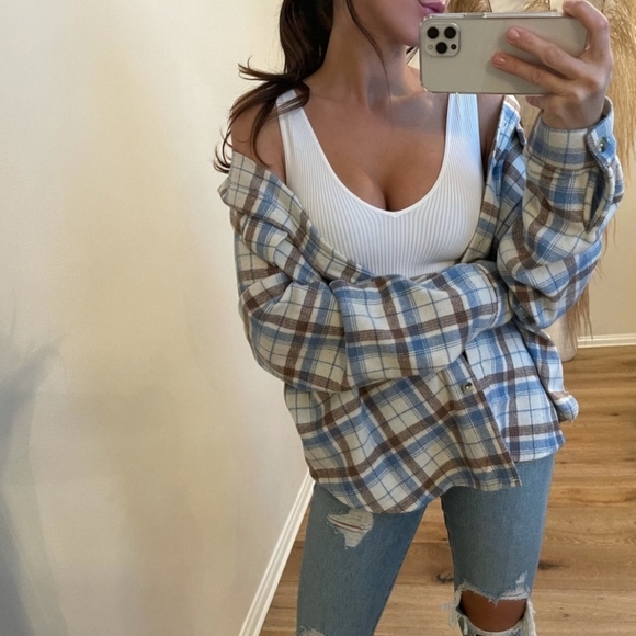 REPOSH mad for plaid shacket - Picture 1 of 1